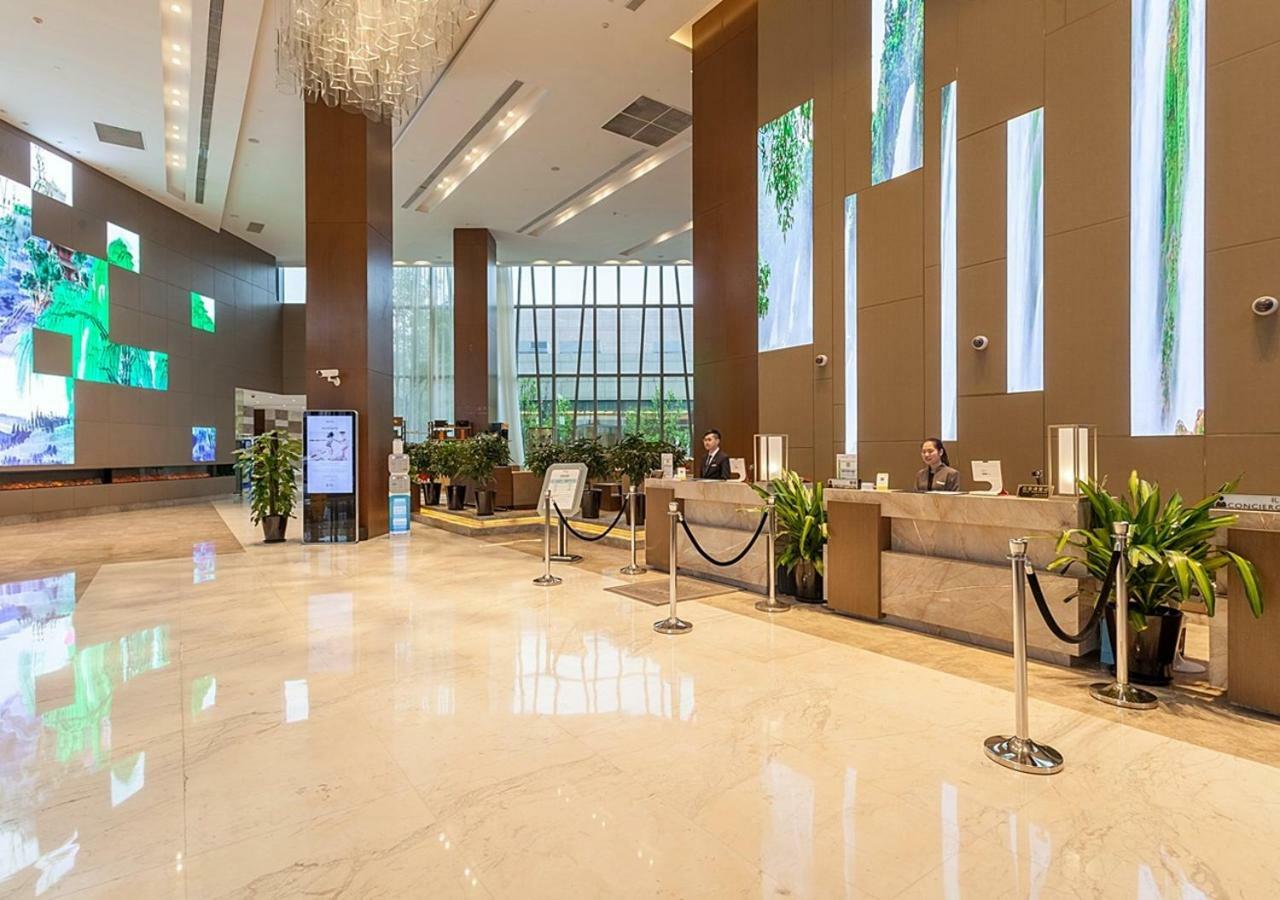 Radisson Exhibition Center Шанхай Экстерьер фото